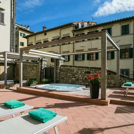 Palazzo Leopoldo Dimora Storica & 4*