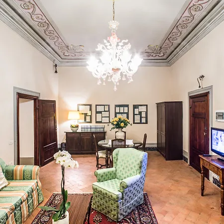 Palazzo Leopoldo Dimora Storica & Radda in Chianti
