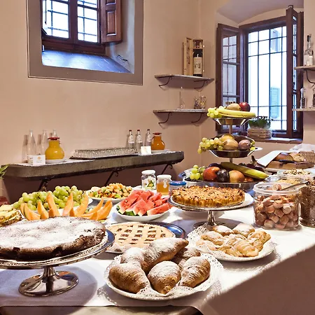 Palazzo Leopoldo Dimora Storica & 4*